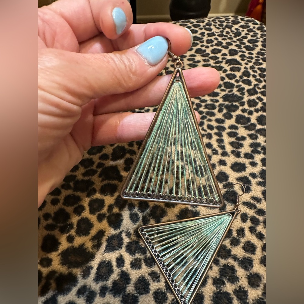 Triangular Wire/String Earrings - Picture 5 of 7
